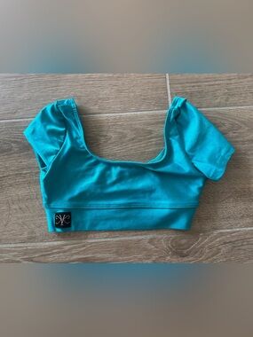 Kandi kouture demure top in shiny sea foam
